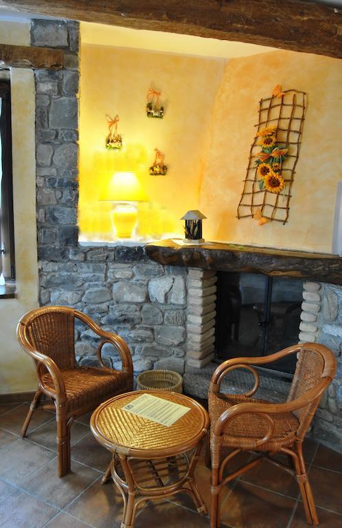 Le Macine Del Confluente Bed and Breakfast Badalucco Exteriör bild