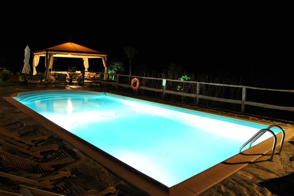 Le Macine Del Confluente Bed and Breakfast Badalucco Exteriör bild