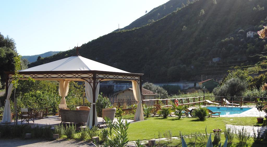 Le Macine Del Confluente Bed and Breakfast Badalucco Exteriör bild